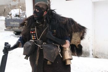 Τα Μωμοέρια - Έθιμα των μεγάλων εορτών στον Πόντο - Κοτσαμάνια  