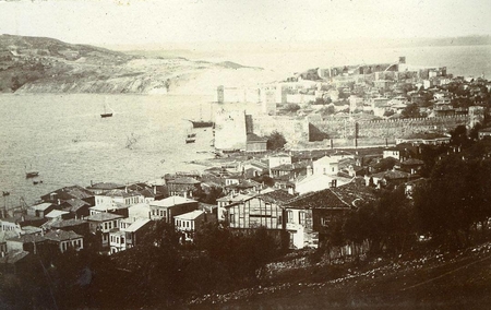 Φωτογραφία εποχής με το λιμάνι και τμήμα της πόλεως της Σινώπης πόντος,περιοχές,χωριά,πόλεις,σινώπη,διογένης