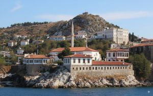 Άποψη της Κερασούντας απο την θάλασσα στο ύψωμα η Ακρόπολις 
