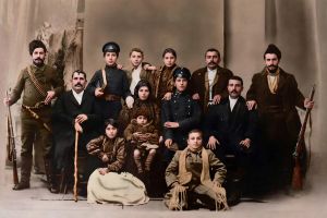 Κάρς 1900 - Αναμνηστική οικογενειακή φωτογραφία 