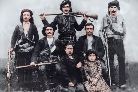 Παλληκάτια της Ενορίας Πιστοφάντων - Σαντά Πόντου 1910  