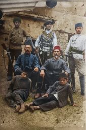 Ομάδα ενόπλων Ελλήνων τον Ιούλιο του 1921 στο Σταυρίν του Πόντου. 