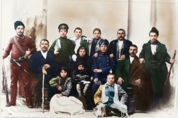 Ο στρατηγός Βλαδίμηρος Τριανταφύλωφ Τριανταφυλλίδης ήταν ο πρώτος εκ Ρωσίας Έλληνας αεροπόρος που σκοτώθηκε με το αεροπλάντο του το 1931 υπηρετώντας στο ρωσικό στρατό