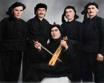 Απο το Καρακούρτ του Κάρς στον Μαυρόβατο Δράμας (Φωτο 1961 - Φεστιβάλ Δόρας Στράτου - Θέατρο Πειραιώς)