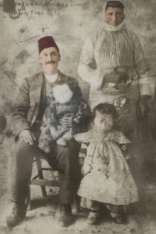 Οικογένεια Κωνσταντίνου Καραμελίδη 1913 Νικόπολις Πόντου (πρωτότυπη - ελαφρώς χρωματισμένη)