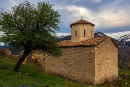 Το Καθολικό της Ιεράς Μονής του Αγίου Ιωάννου του Προδρόμου στην Ίμερα της Χαλδίας (Μονή Καλογραιών)