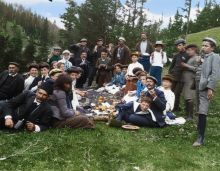 Παραθεριστές στο παρχάρι της Δανείαχας της Τραπεζούντας του Πόντου 