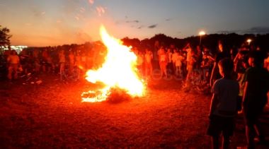 Οι φωτιές του εθίμου του Κλήδονα 