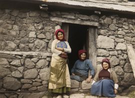 Ελληνίδες αγρότισσες στο παρχάρι Χοτζά Μεζαρί το 1904