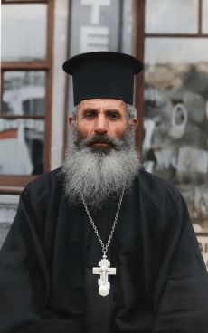 Ο Ιερεύς Παπαπέτρος Παπαγεωργίου Παπαδόπουλος (Παπαγεωργιάδης) εξ Αλεξοπουλάντων Σταυρίν Πόντου. Κάτω Θεοδωράκι Κιλκίς 14.8.1938