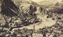 Η Αμάσεια του Πόντου. Πανοραμική άποψη της πόλης που τη διασχίζει ο ποταμός Ίρις