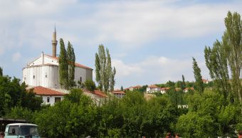 Ο Ιερός Ναός του Αγίου Γεωργίου στο Άκ Δάγ Μαδέν