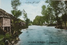 Δύο άνδρες στην όχθη του ποταμού Λύκου (Κελκίτ Τσαϊ) της ομώνυμης πόλεως της επαρχίας Αργυρούπολης (Gumushane)