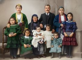 Οικογένεια Ελλήνων Σταυριωτών πρίν το 1920