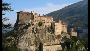 Η Ιερά Βασιλική και Σταυροπηγιακή Μονή του Αγίου Γεωργίου Περιστερεώτα στην Γαλίανα της Ματσούκας του Πόντου
