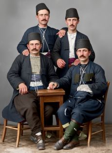 Έλληνες Σταυριώτες Προύχοντες τέλη 1800 αρχές 1900