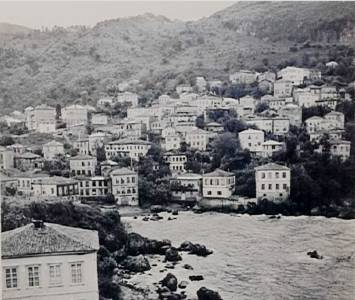 Η Τρίπολη του Πόντου φωτογραφία απ τη θάλασσα 