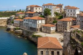 Η Τρίπολη του Πόντου φωτογραφία λιμένος και τμήματος της πόλεως