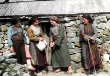 Παρχαρομάνες του Πόντου (Χωρικές στα παρχάρια του Πόντου) 1920