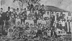 Μία ζωηρή Ποντιακή ανάμνηση απο την Φάτσα του 1900 που έρχεται από την Αμερική (πρωτότυπη ασπρόμαυρη φωτογραφία)