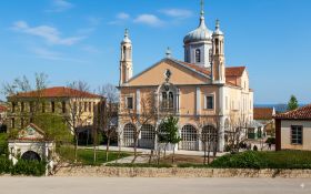 1877 Αμισός - Ιερός Ναός Αγίας Τριάδος