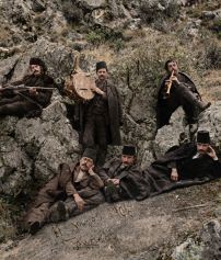 Λαϊκοί Οργανοπαίκτες των Κοτυώρων με ομάδα παραθεριστών στο Τσάμπασην 11 Ιουλίου 1906
